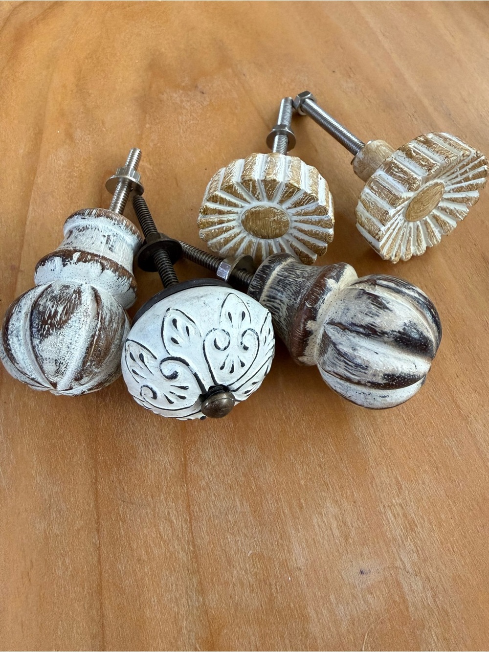 Lot of 5 Decorative Drawer Pulls or Crafting Knobs in Rustic White